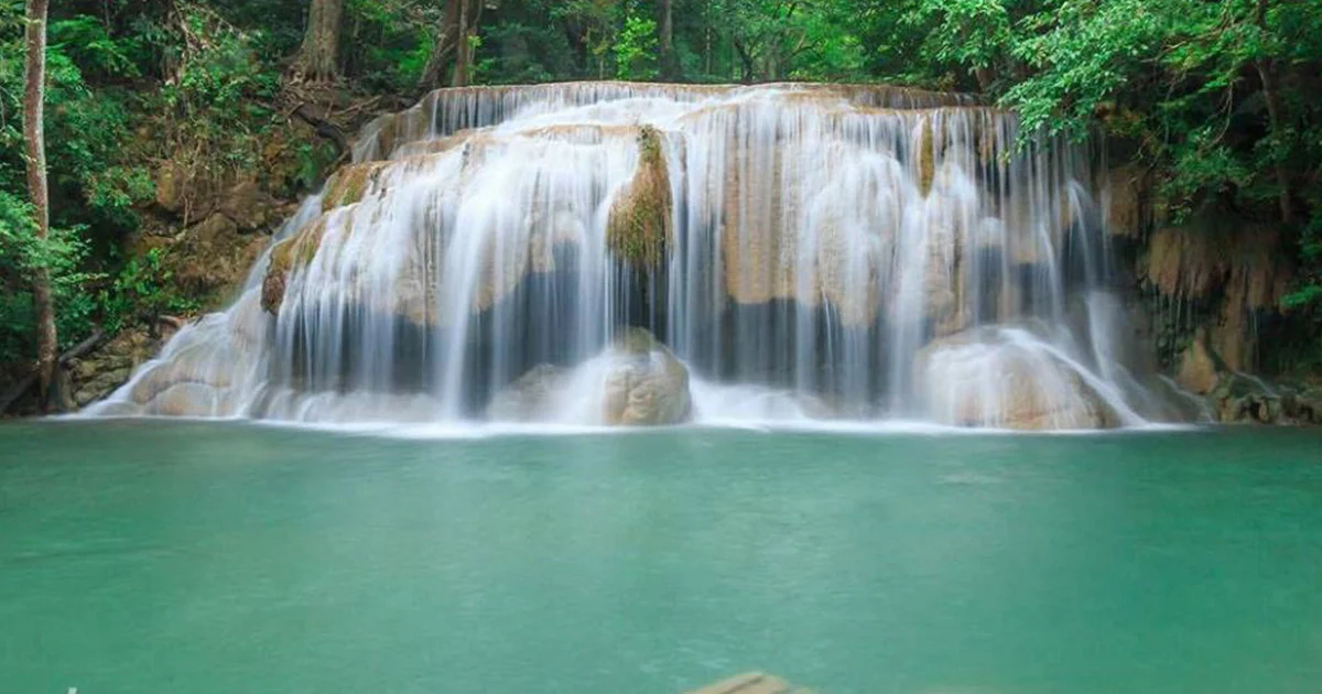 ปิดเส้นทางน้ำตกเอราวัณชั้นที่ 6 – 7 หลังฝนถล่มเส้นทางลื่น นทท.เจ็บหลายราย