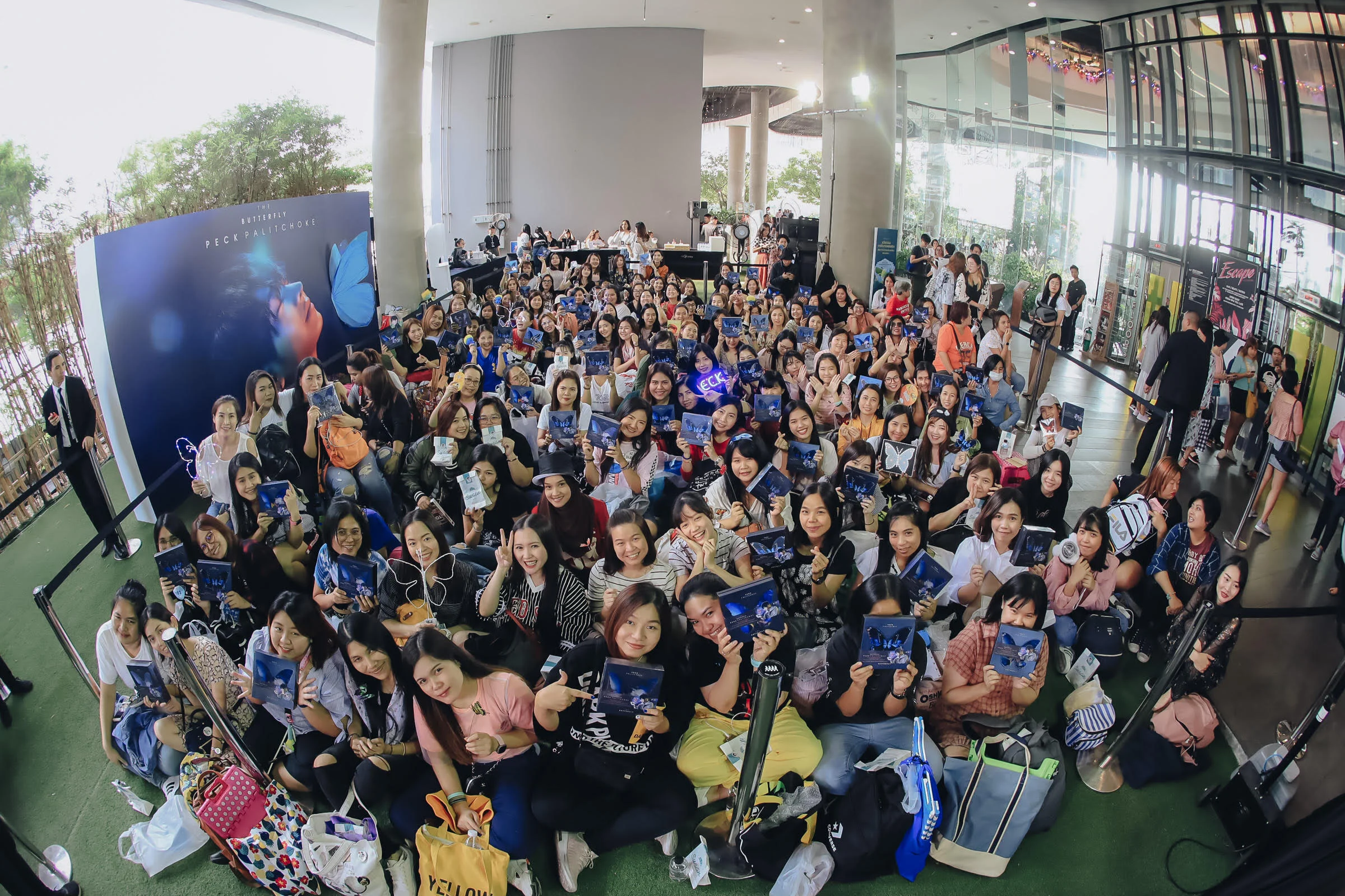 เป๊ก ผลิตโชค เปิดตัวอัลบั้มที่ 4