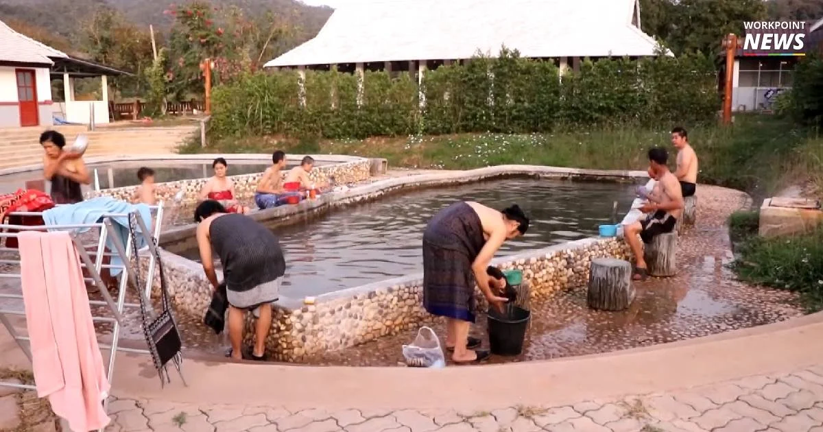 น่าอิจฉาสุดนาทีนี้ ชาวบ้านโป่งสามัคคี มีบ่อน้ำพุร้อนอาบฟรีทุกวัน