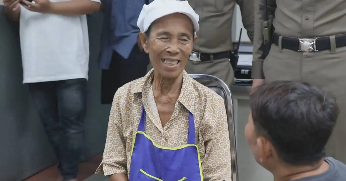 ยายไม่เอาเรื่องสาวใช้แบงก์กาโม่มาหลอก บอกไม่มีข้าวกินก็มาหายายได้