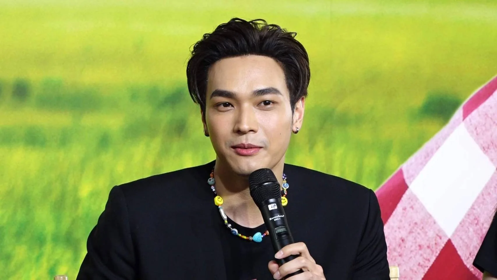 ผู้บ่าวไทบ้าน