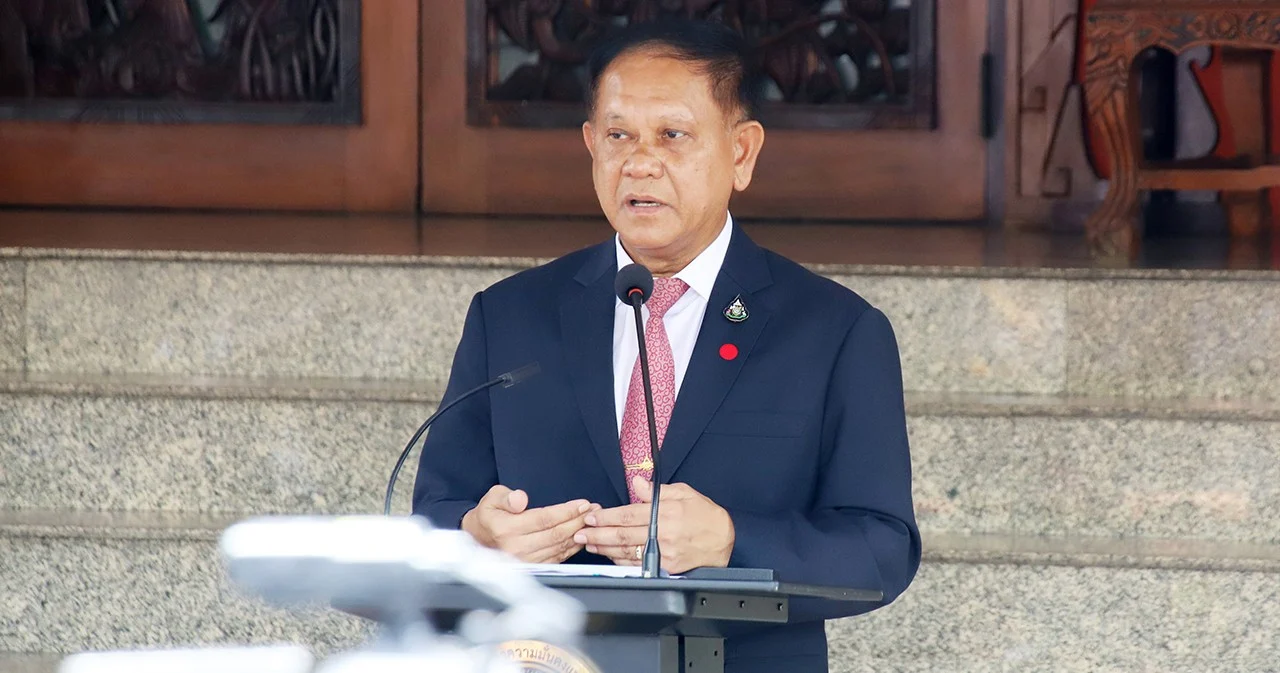 ศบค.ชุดเล็กเสนอต่อ พ.ร.ก.ฉุกเฉิน ก.ค. อีก 1 เดือนชี้เตรียมรับปลดล็อกเฟส 5 – เปิดเทอม