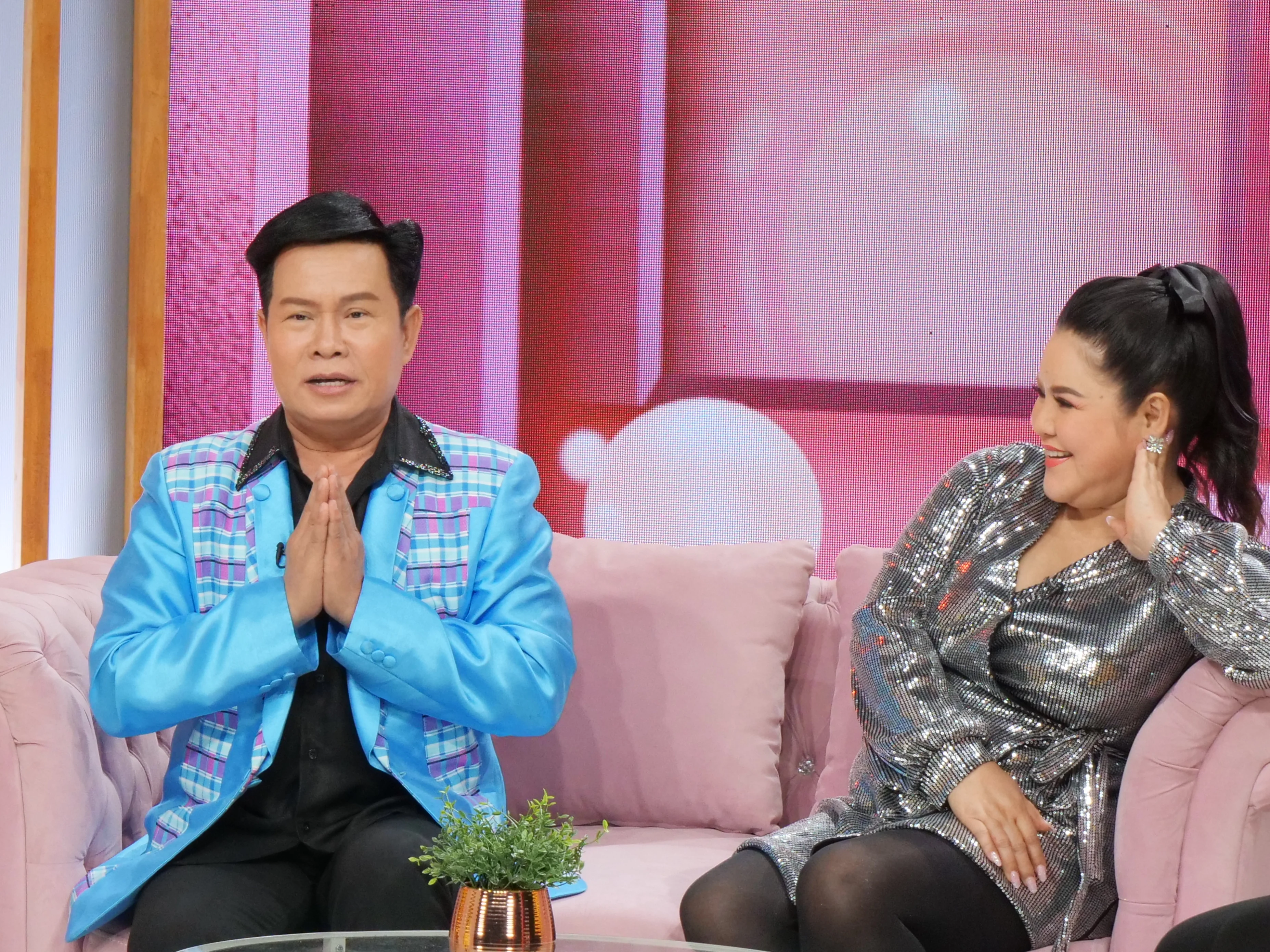 มนต์สิทธิ์  อาภาพร  Lady Plaza