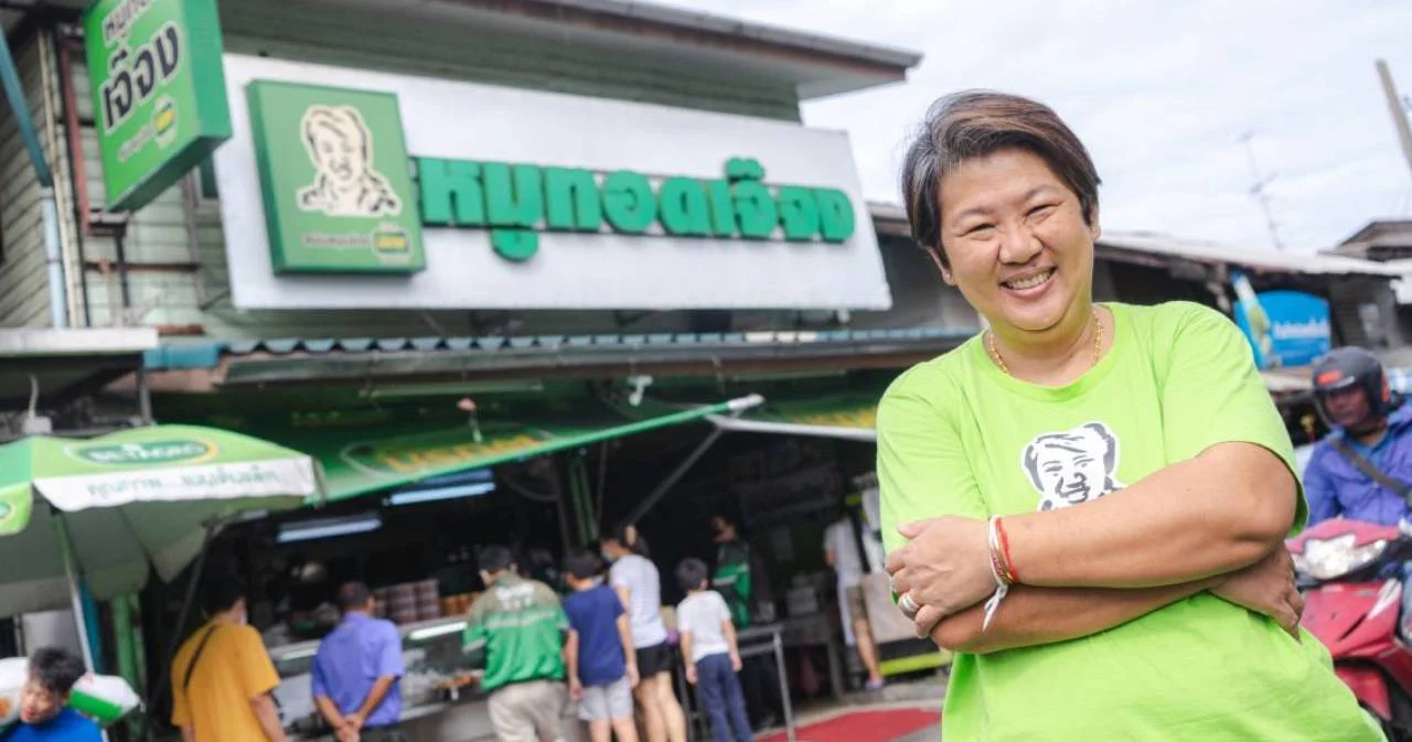 “หมูทอดเจ๊จง” แบรนด์หมูทอดใจงาม จากคนที่บอกว่าไม่รู้จักคำว่าแบรนด์