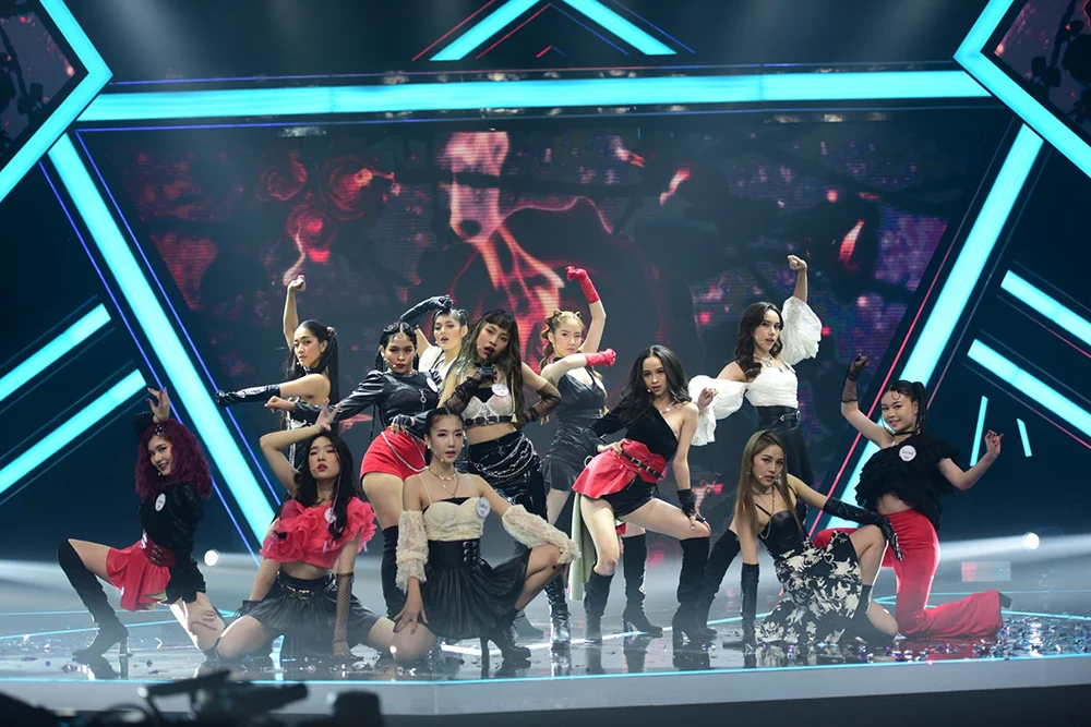 4EVE Girl Group Star