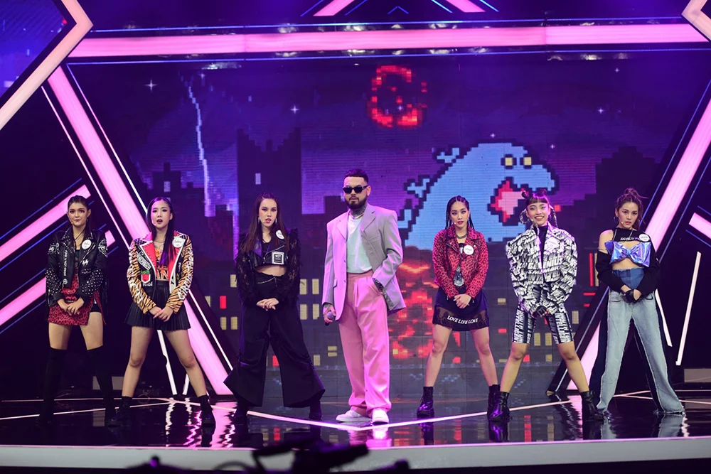 4EVE Girl Group Star