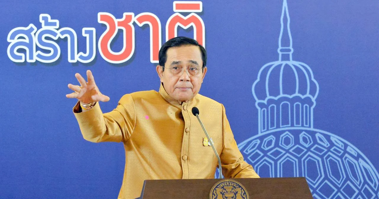 นายกฯ หงุดหงิดถูกถามเรื่องรัฐประหาร ไล่สื่อกลับบ้าน ถอนใจประชามติใช้งบครั้งละ 5 พันล้าน