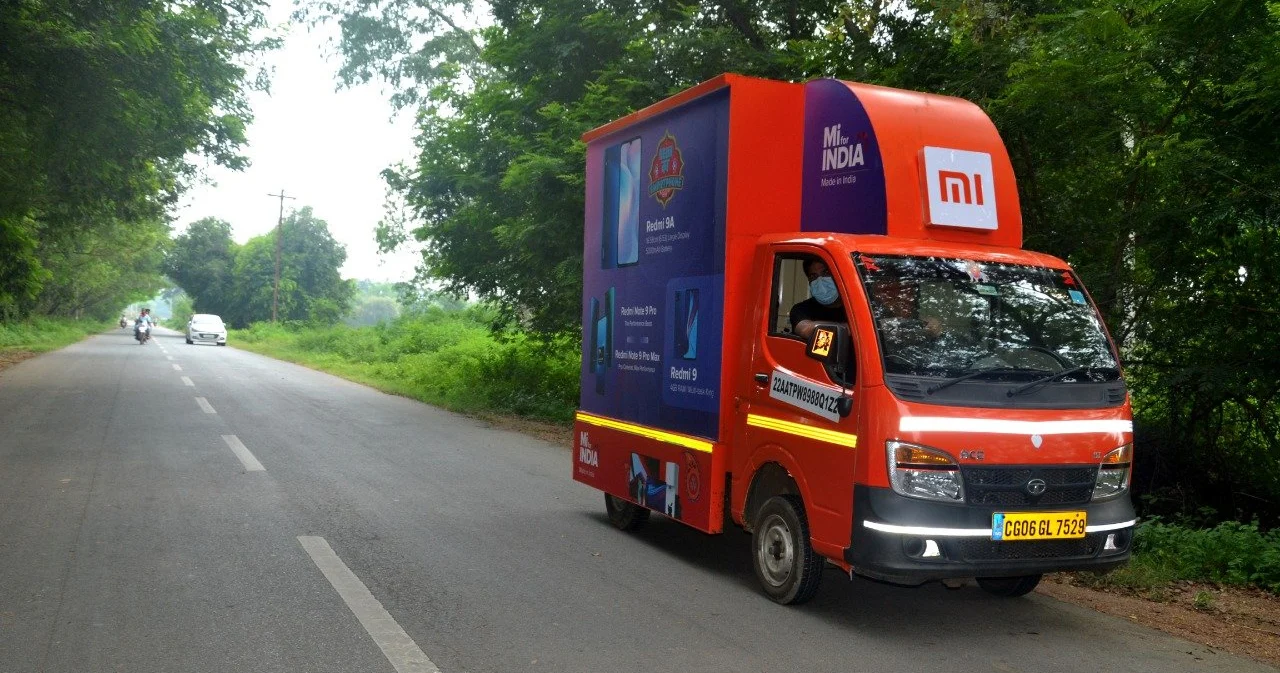 Xiaomi ลุยตลาดชนบทอินเดีย ขับรถเร่ขายของ ไม่สนกระแสต้านสินค้าจีน