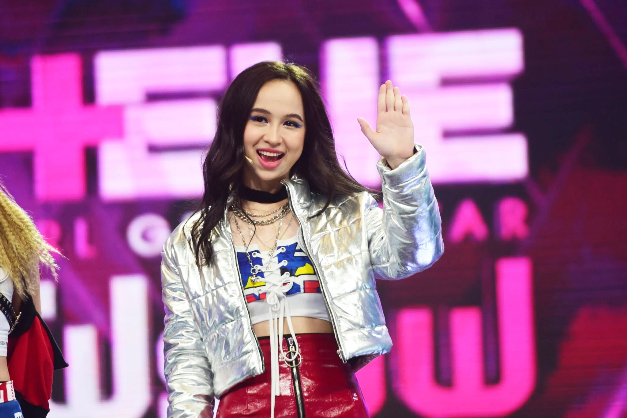 4 EVE Girl Group Star