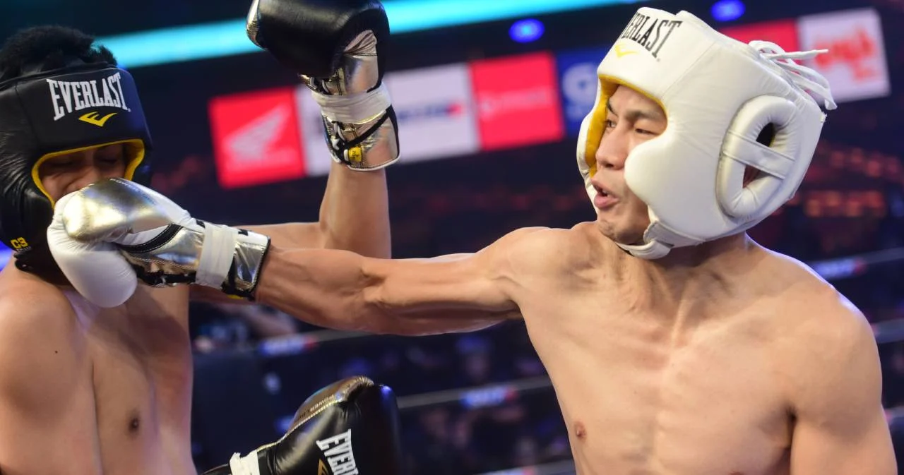 เวทีเดือด ‘ณัฏฐ์’ ชนะเอกฉันท์ ‘เป้’  สังเวียนมวยดารา ’10 Fight 10 Season 2′