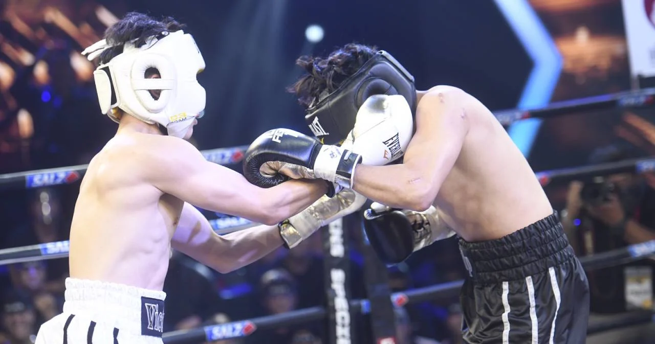 ‘วิคเตอร์’ ชนะน็อค ‘ฟิลลิปส์’ ไฟต์สังเวียนมวยเดือด 10 Fight 10 ซีซั่น 2
