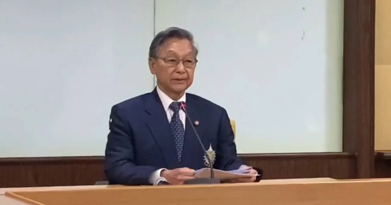 ‘ชวน’ ลุยเดินสายเชิญอดีตนายกฯ-อดีตประธานสภา-ฝ่ายต่างๆ ตั้งคกก.สมานฉันท์หาทางออกปท.