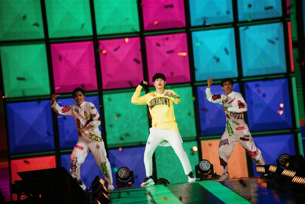 คอนเสิร์ต เป๊ก ผลิตโชค The Final Odyssey Concert