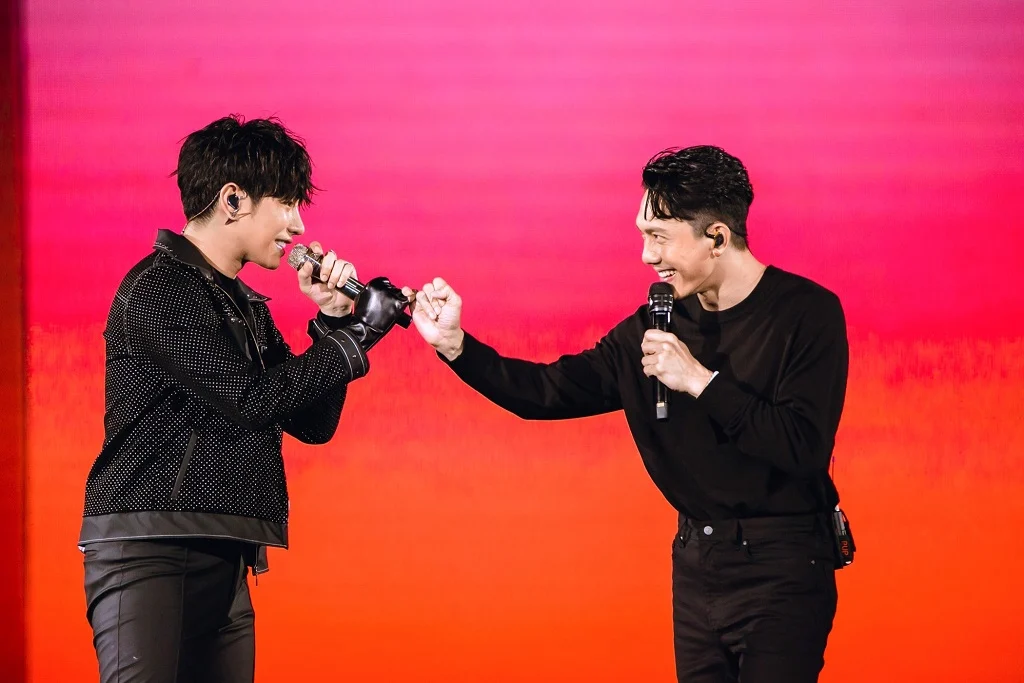 คอนเสิร์ต เป๊ก ผลิตโชค The Final Odyssey Concert