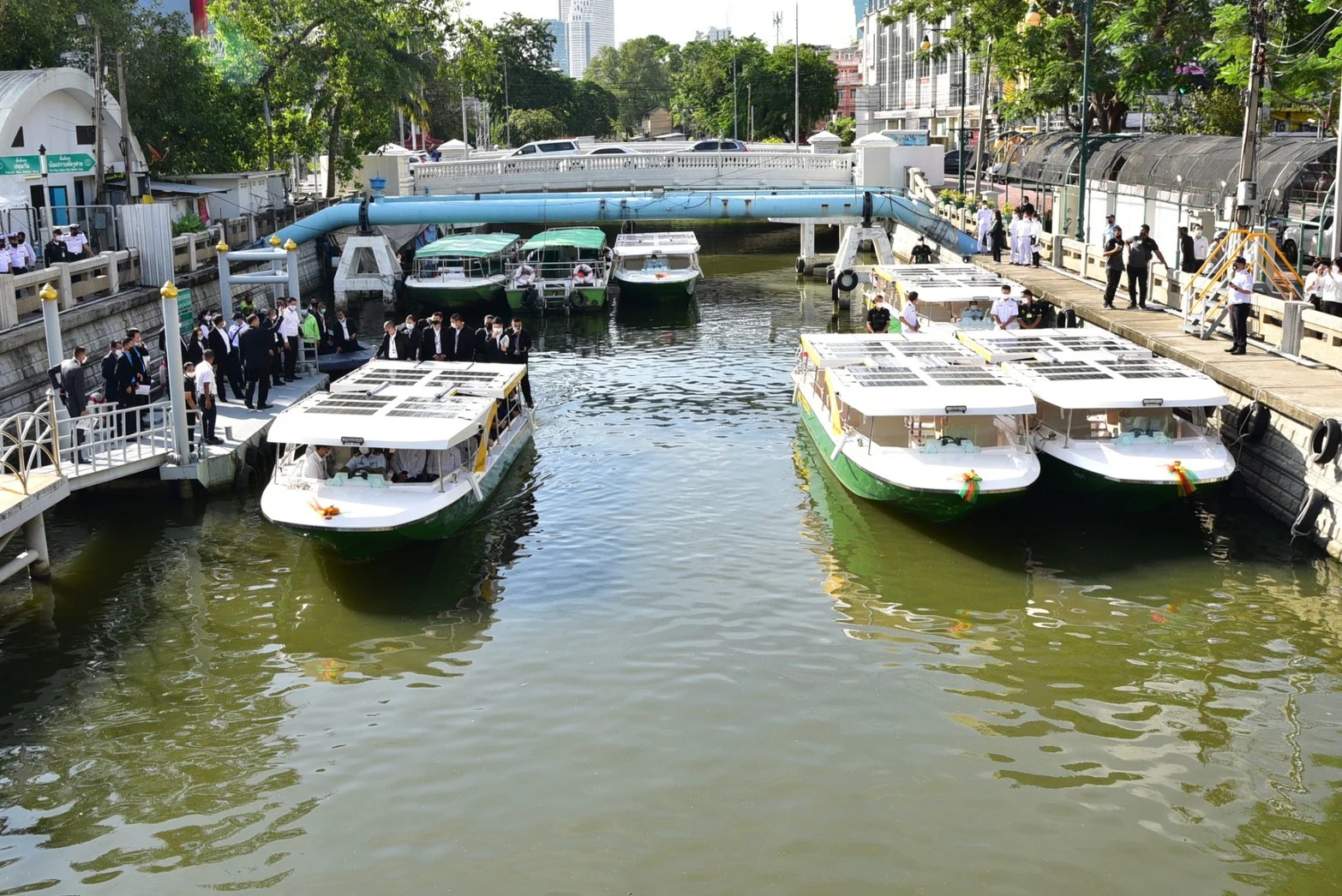 ที่แรกในไทย กทม.เปิดเดินเรือไฟฟ้าให้บริการ 11 ท่า คลองผดุงกรุงเกษม