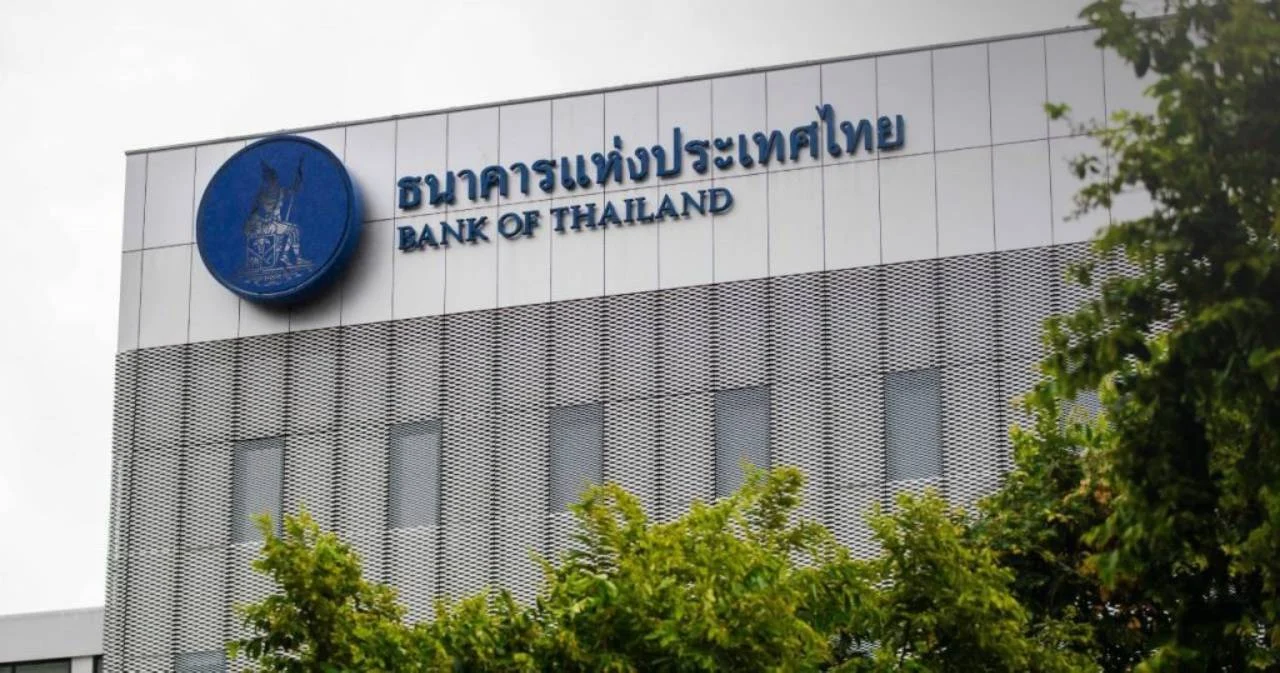 ธปท. ย้ำไม่มีนโยบายแทรกแซงค่าเงิน หลังไทยติดโผ ‘ส่อบิดเบือนค่าเงิน’ สหรัฐฯ กดดันบาทแข็งค่าหลุด 30 บาท/ดอลลาร์