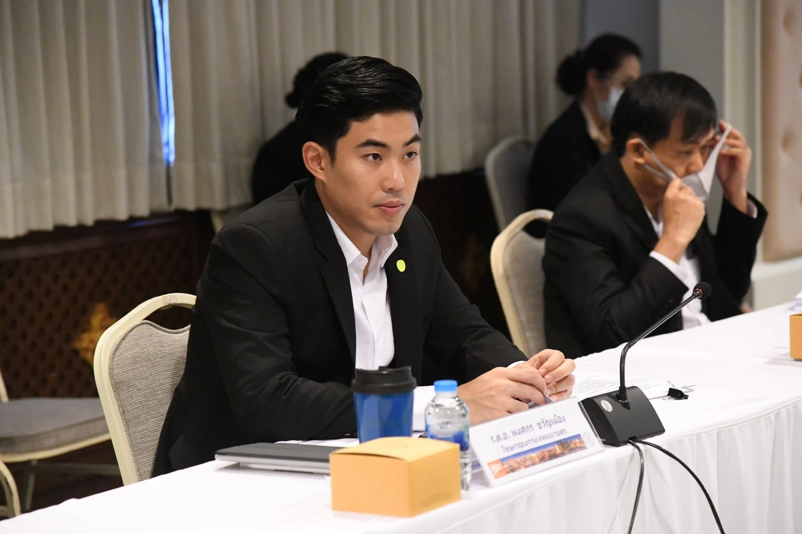 ศบค.กทม. ประกาศ ปิดโรงเรียน-ศูนย์เด็กเล็ก 11 วัน ขอความร่วมมือ Work from home