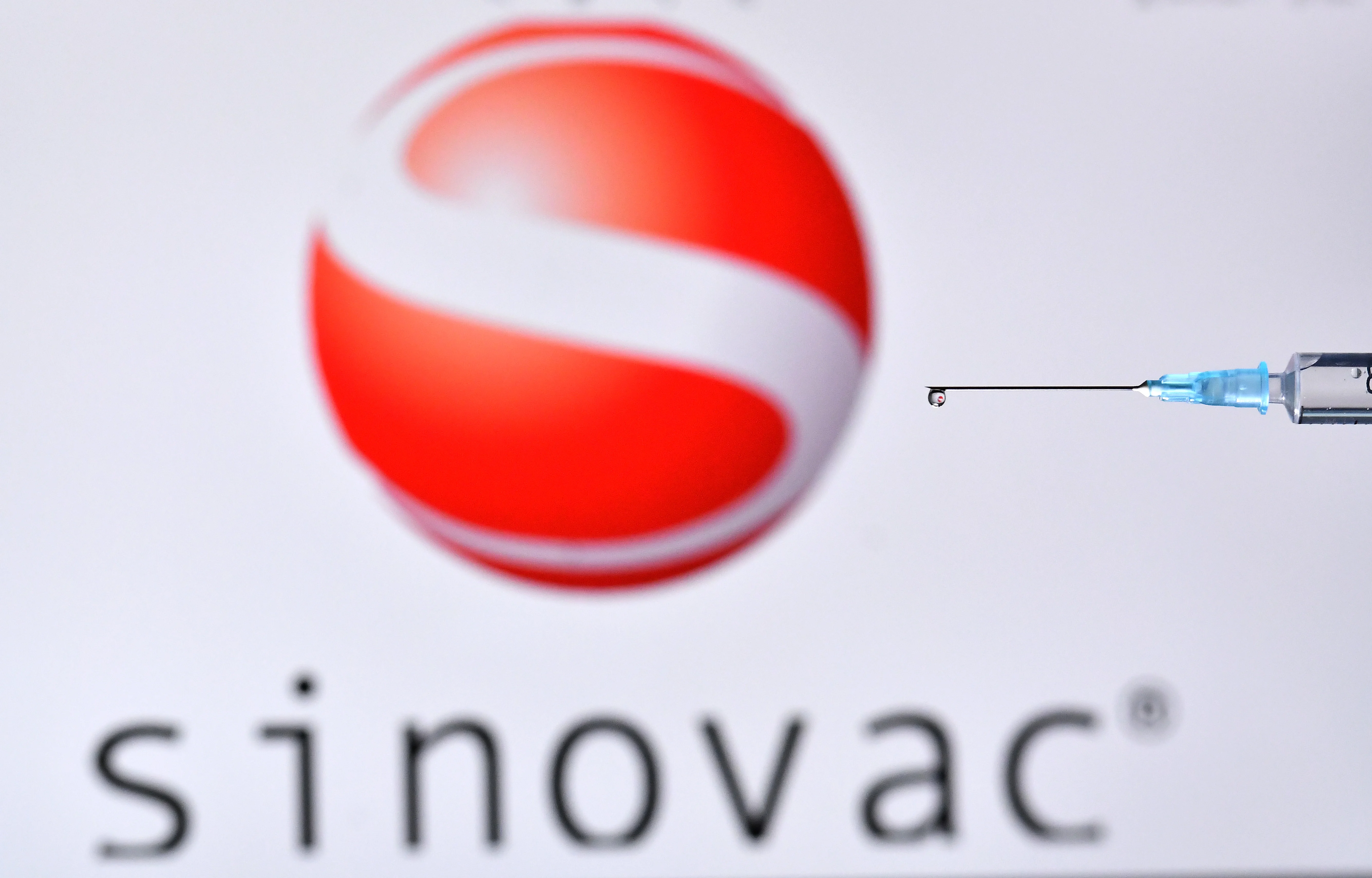 บราซิลเผยได้ผลทดสอบเบื้องต้นของวัคซีน Sinovac จากจีน แต่บริษัทไม่ยอมให้เปิดข้อมูล