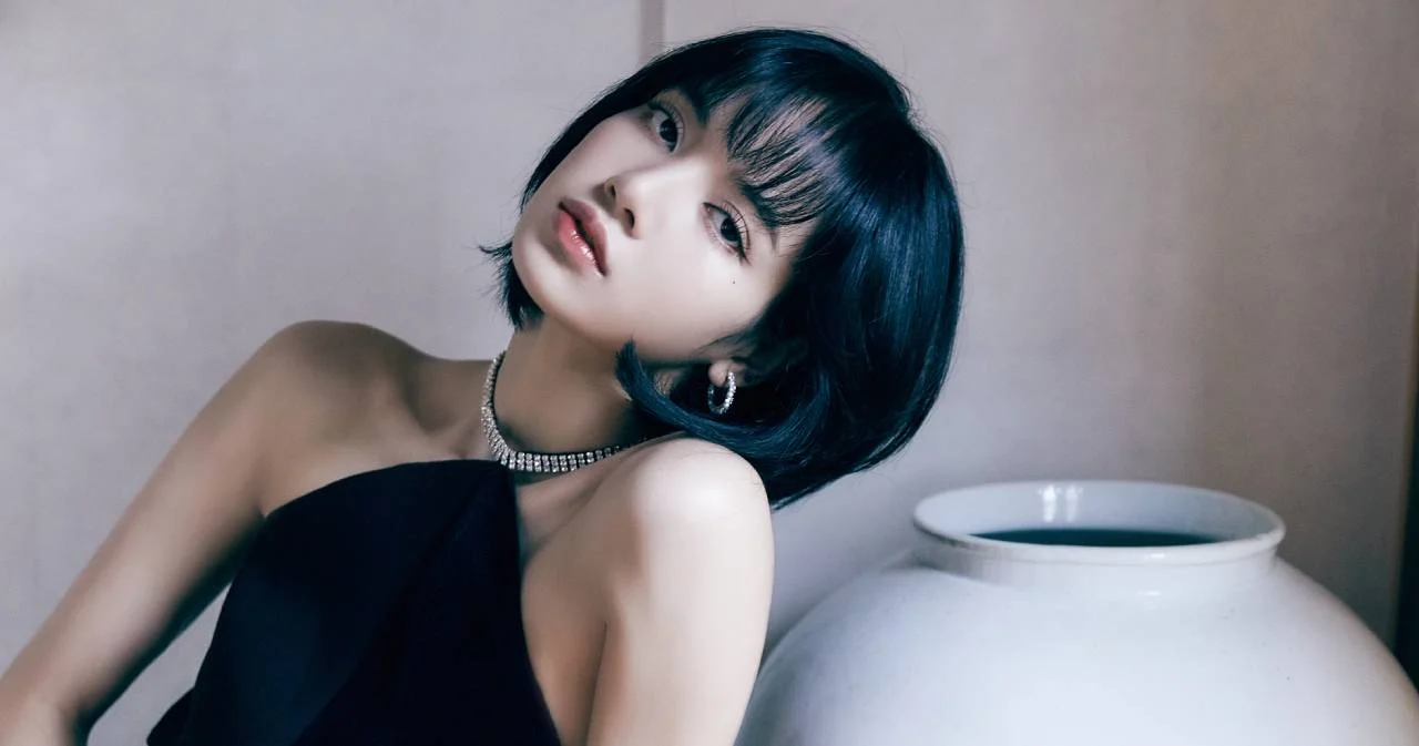 ‘ลิซ่า BLACKPINK’ คว้าอันดับ 2 สาวที่มีใบหน้าสวยที่สุดในโลกปี 2020