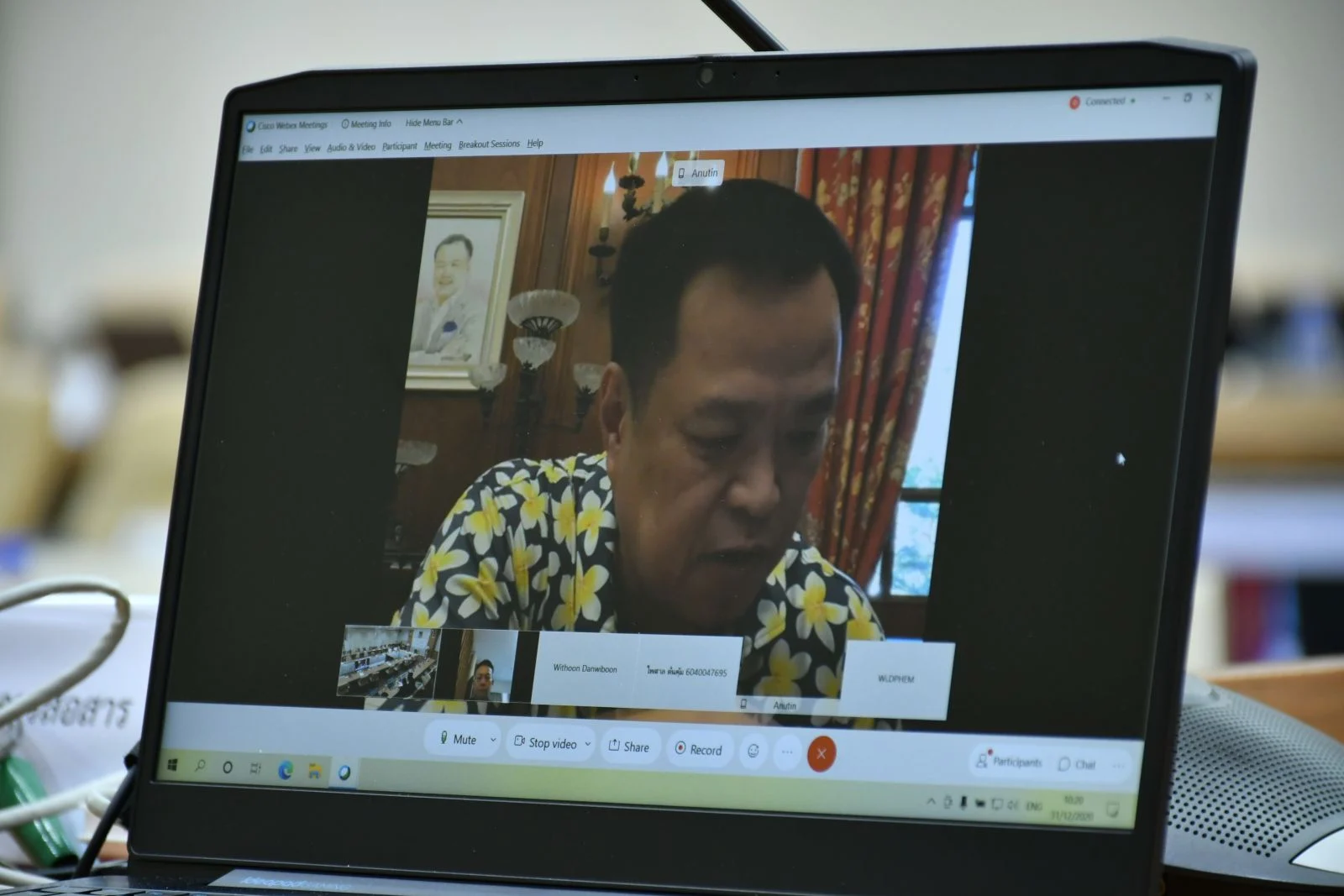 ‘อนุทิน’ เผยเจรจาผู้ผลิตวัคซีน ได้รับ 2 ล้านชุด ก.พ. – เม.ย. ปีหน้า