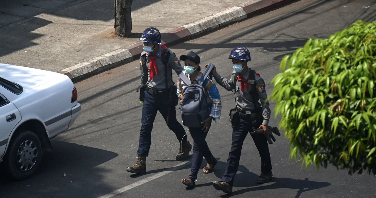 สำนักข่าวเมียนมาวอนทางการไทย ขออย่าส่งนักข่าวกลับประเทศหลังถูกตร.ไทยจับกุม