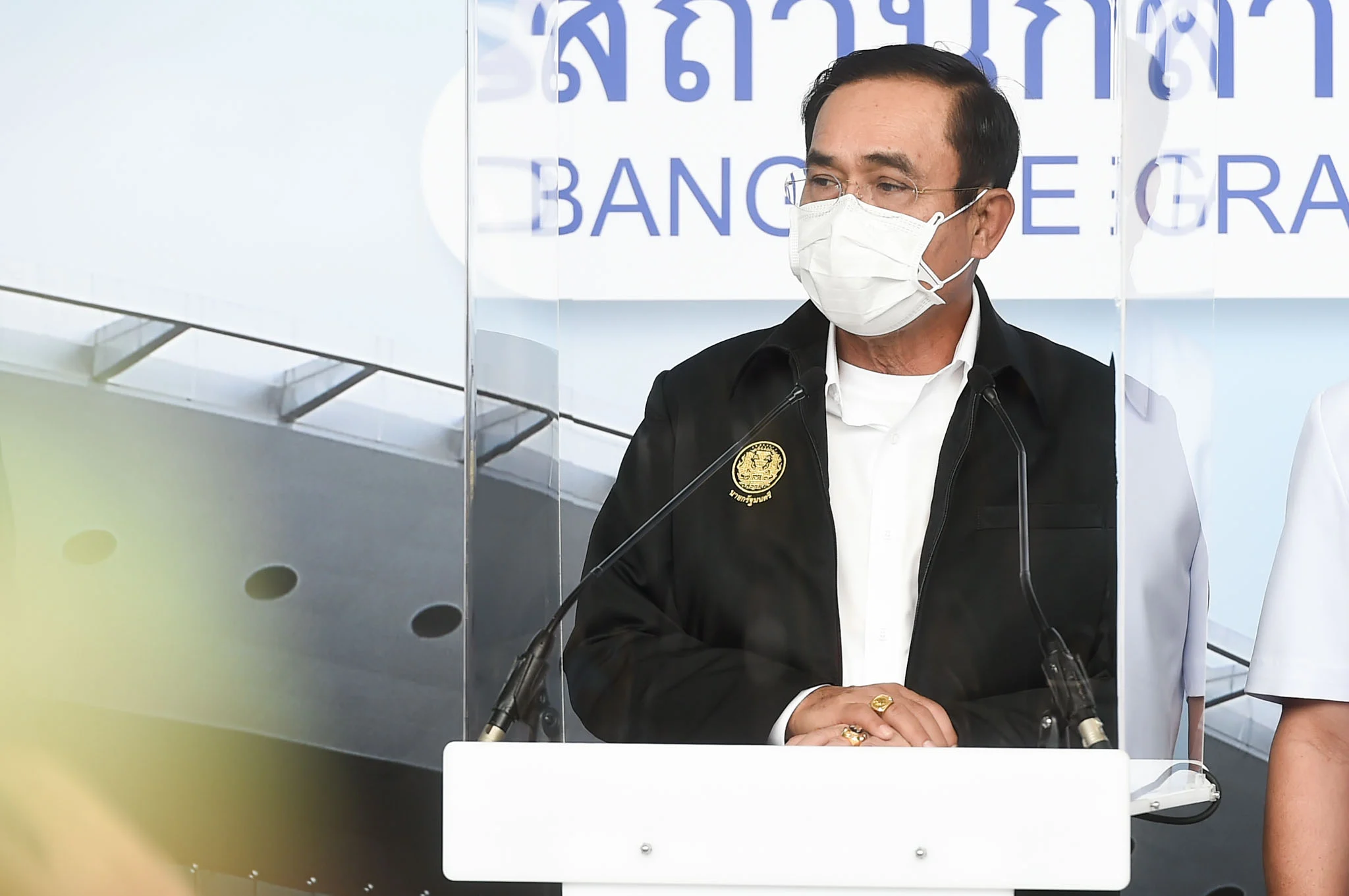 นายกฯ ขอโทษที่ทำให้ไม่สบายใจ ยืนยันรัฐบาลจะทำเต็มที่