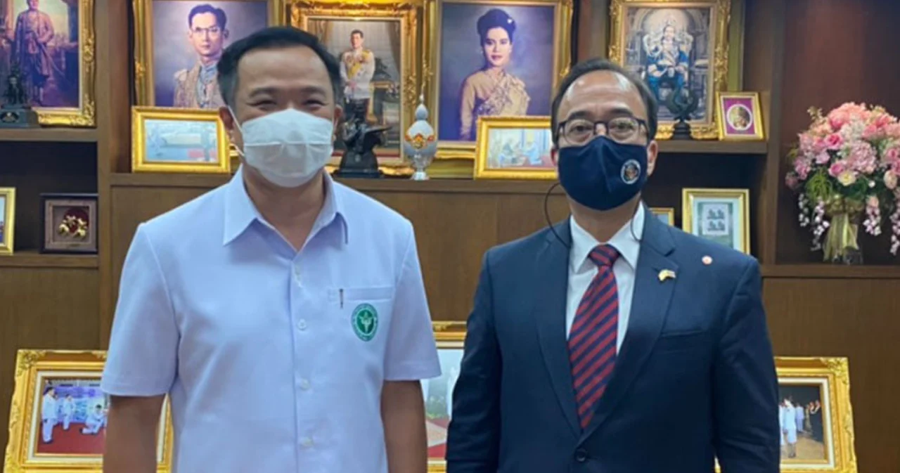 อุปทูตสหรัฐฯ เข้าพบ ‘อนุทิน’ อธิบายความกังวลชาวอเมริกันในไทย ขอไทยดูแลทุกคนทุกเชื้อชาติเข้าถึงวัคซีน