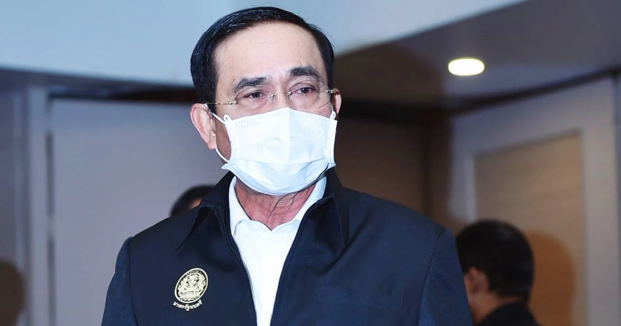 นายกฯ สั่งยกเลิกทำฝนเทียม  ดับไฟไหม้ รง. หวั่นสารพิษปนเปื้อน