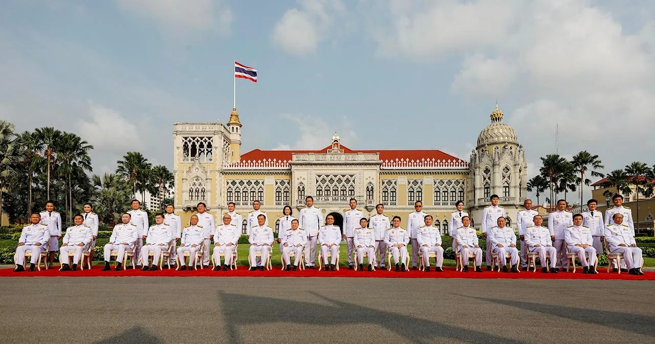พล.อ.ประยุทธ์ พร้อมรัฐมนตรีบางส่วน ยินดีไม่รับเงินเดือน 3 เดือน ให้เป็นประโยชน์แก้ปัญหาโควิด-19