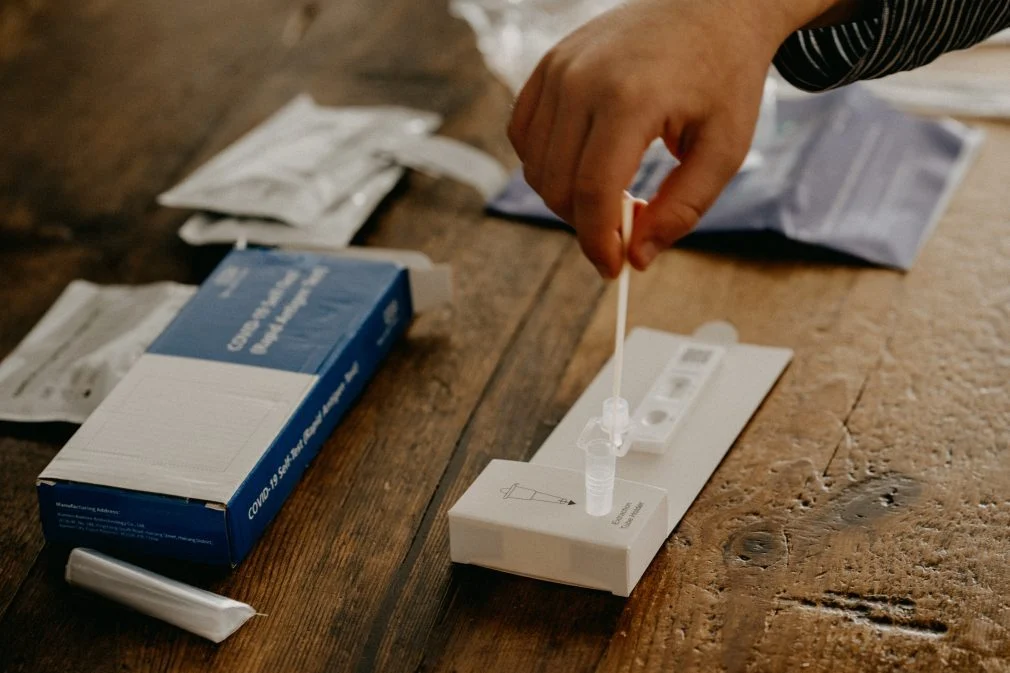 ศบค.แจ้งรับผู้ป่วยโควิตตรวจชุดตรวจ Antigen Test Kit เข้าระบบไม่ต้องรอผล RT-PCR