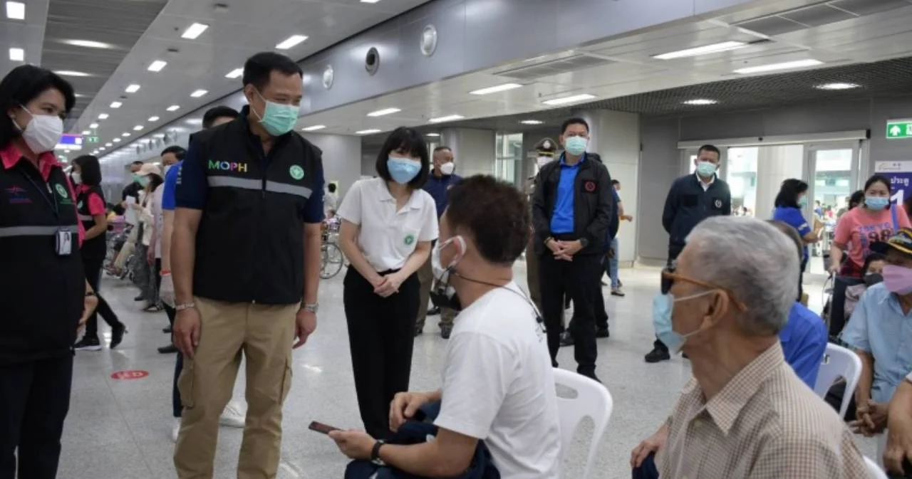 ‘อนุทิน’ ยัน รัฐเร่งจัดหาวัคซีน ฉีดคนไทยทุกคน พร้อมเจรจา ‘แอสตร้าฯ ไทยแลนด์’