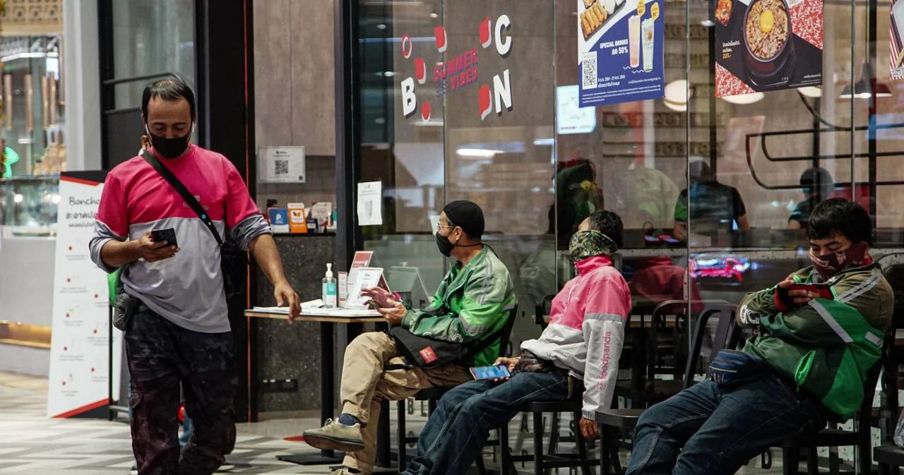 ‘ห้าง-ร้านอาหาร’ ขานรับเปิดขายอาหารเดลิเวอรี่ได้ แต่ลูกค้ายังซื้อกลับบ้านเองไม่ได้