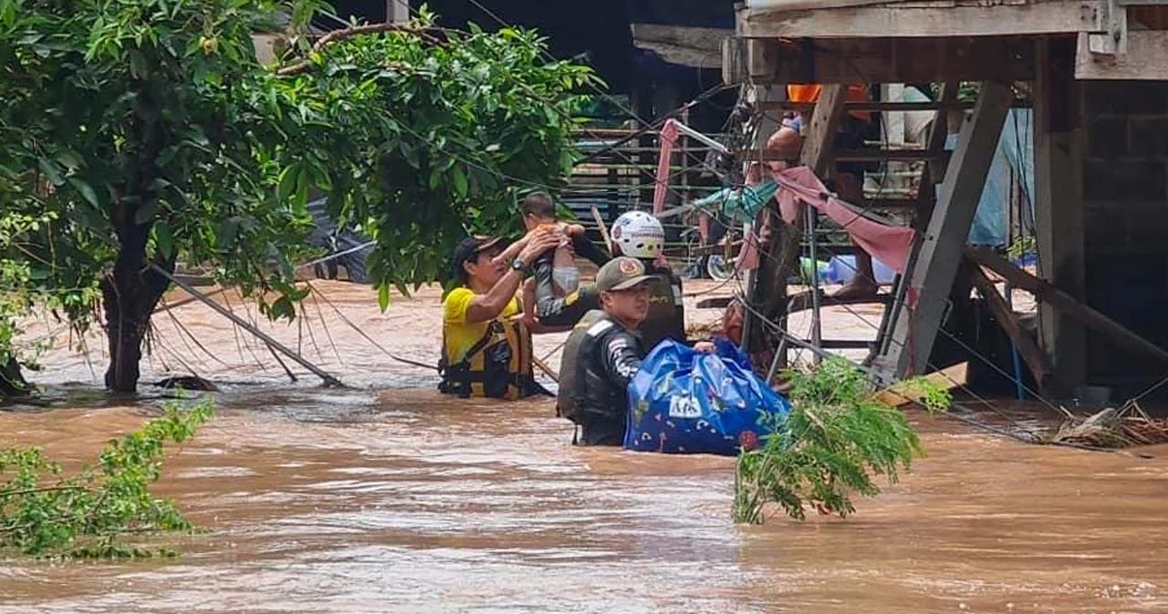 อุตุฯ เตือนฝนยังตกหนัก เฝ้าระวังน้ำท่วมฉับพลัน – น้ำป่าไหลหลาก
