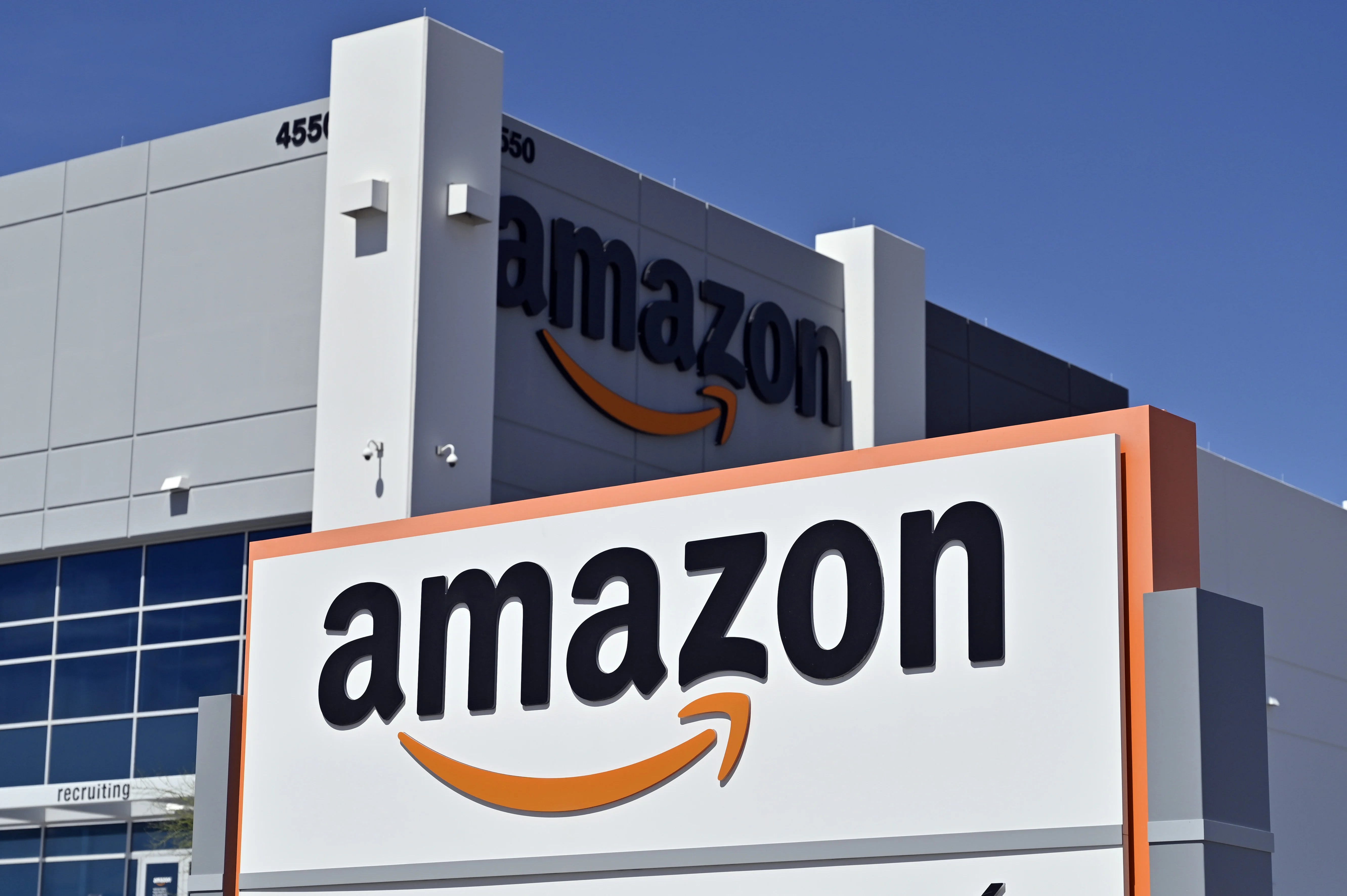 ออฟฟิศเปิดแล้ว แต่เลือกได้: Amazon ให้พนักงานแต่ละทีมเลือกเอง จะเข้าออฟฟิศวันไหน ไม่บังคับ