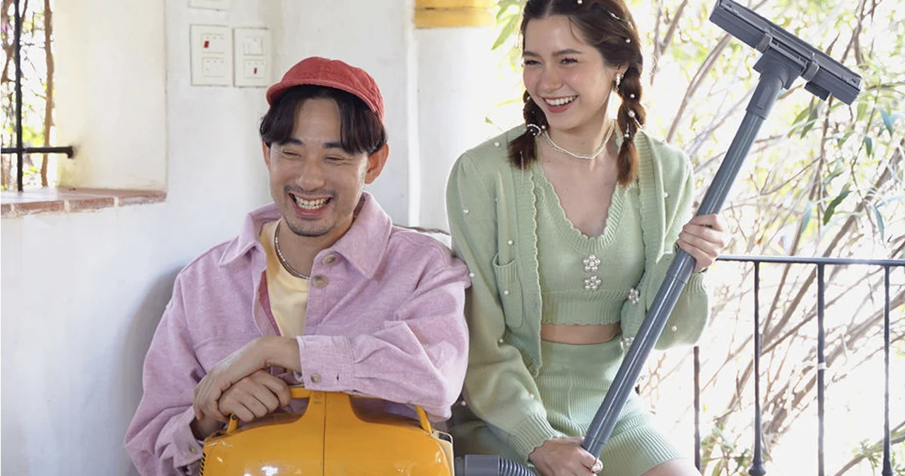 เรื่องธรรมดา แต่พิเศษเพราะเธอ ‘ดูดฝุ่น’ ซิงเกิลใหม่จาก ‘Morvasu x Violette Wautier’