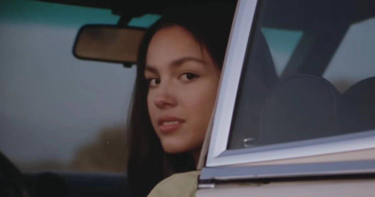 drivers license เพลงที่ถูกค้นหามากที่สุดแห่งปี 2021 ใน Google