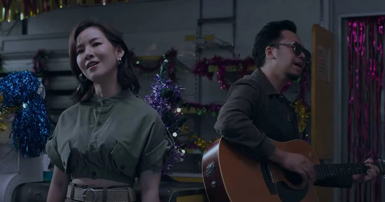 ‘อยากกลับบ้าน’ เพลงจากใจคนไกลบ้านโดย มน และ แว่นใหญ่