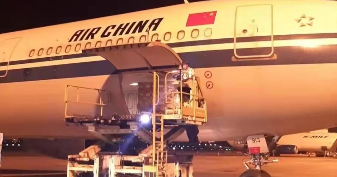 จีนบริจาควัคซีนโควิดให้ไทย เพิ่มอีก 500,000 โดส ย้ำสนับสนุนไทยเต็มที่สร้างภูมิคุ้มกัน