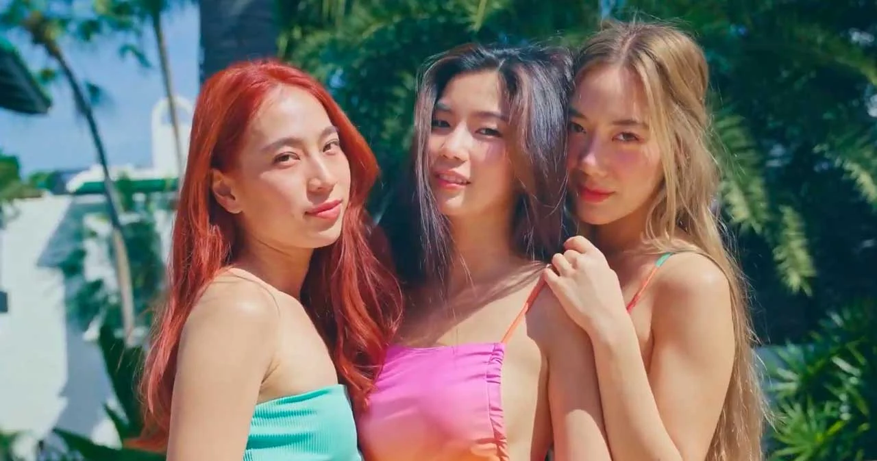 ‘PLAY WITH ME (เล่นกันไหม)’ เพลงสนุก แบบไม่ได้มาเล่น ๆ ของ 3 สาว ‘ก้อย-นัตตี้-ดรีม’