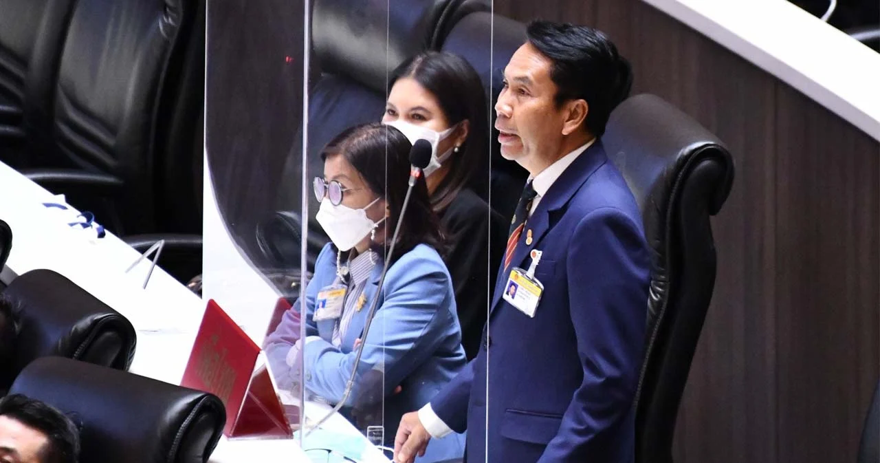 ‘สุทิน’ ชี้ประชาชนทุกข์หลายด้าน แนะรัฐบาลยอมรับความจริง นายกฯ ลาออก-ยุบสภา