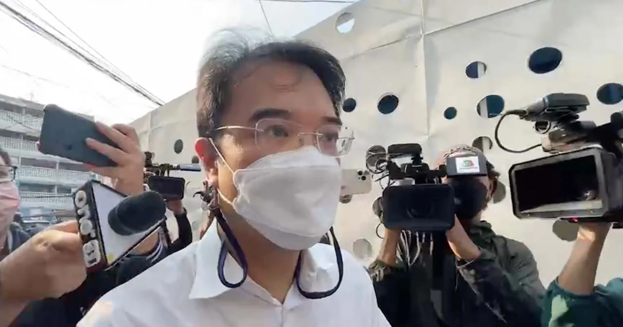 ตร. ฝากขัง ‘ปริญญ์’ ผ่านคอนเฟอเรนซ์ เจ้าตัวระบุพร้อมเข้าสู่กระบวนการยุติธรรม ด้าน ‘แอนนา’ ยื่นศาลค้านประกัน