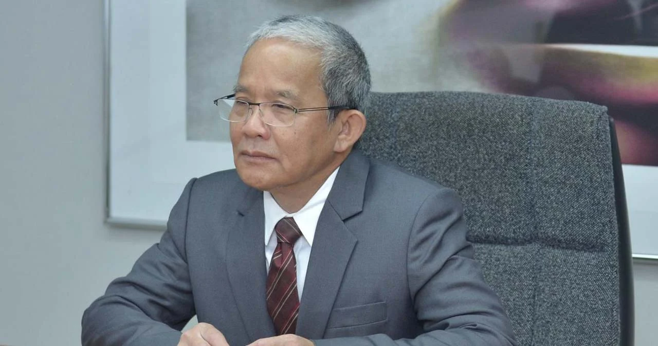 ‘ชัยชาญ’ ลาออกจากตำแหน่ง อธิการบดี ม.ศิลปากร  หลังเกิดกรณีภาพถ่ายแอร์โฮสเตส