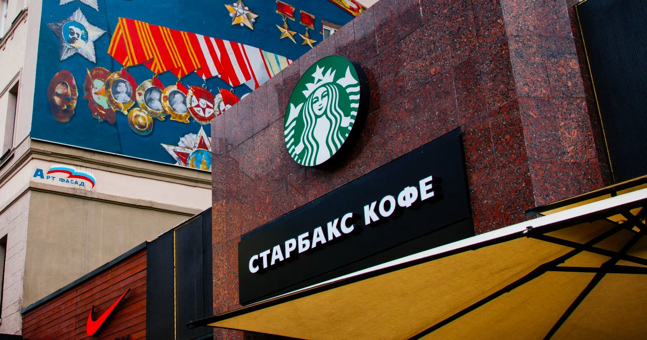 ‘สตาร์บัคส์’ ประกาศถอนธุรกิจทั้งหมดออกจากรัสเซียแล้ว