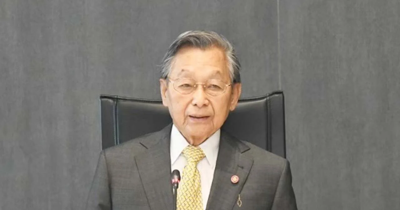 ‘ชวน’ ป่วยโควิดอาการไม่รุนแรง แพทย์ให้รักษาตัวต่อที่บ้าน