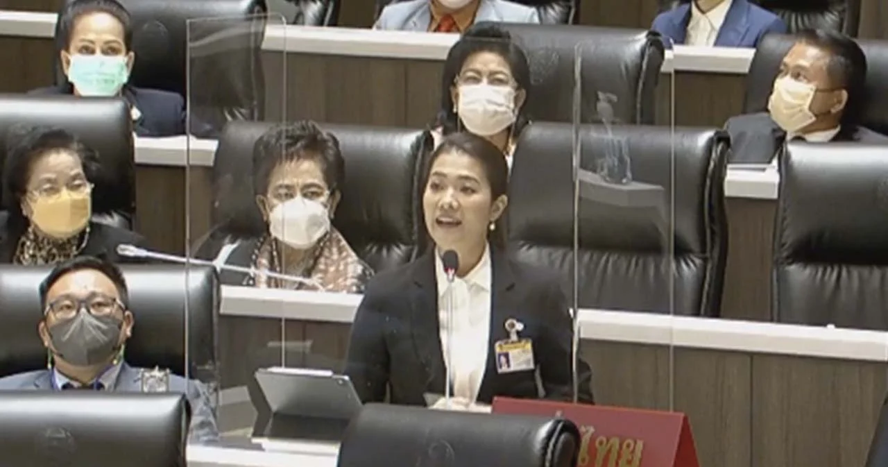 เพื่อไทยอภิปราย ‘ประยุทธ์’ บริหารงาน 8 ปี  ครอบงำกระบวนการประชาธิปไตย