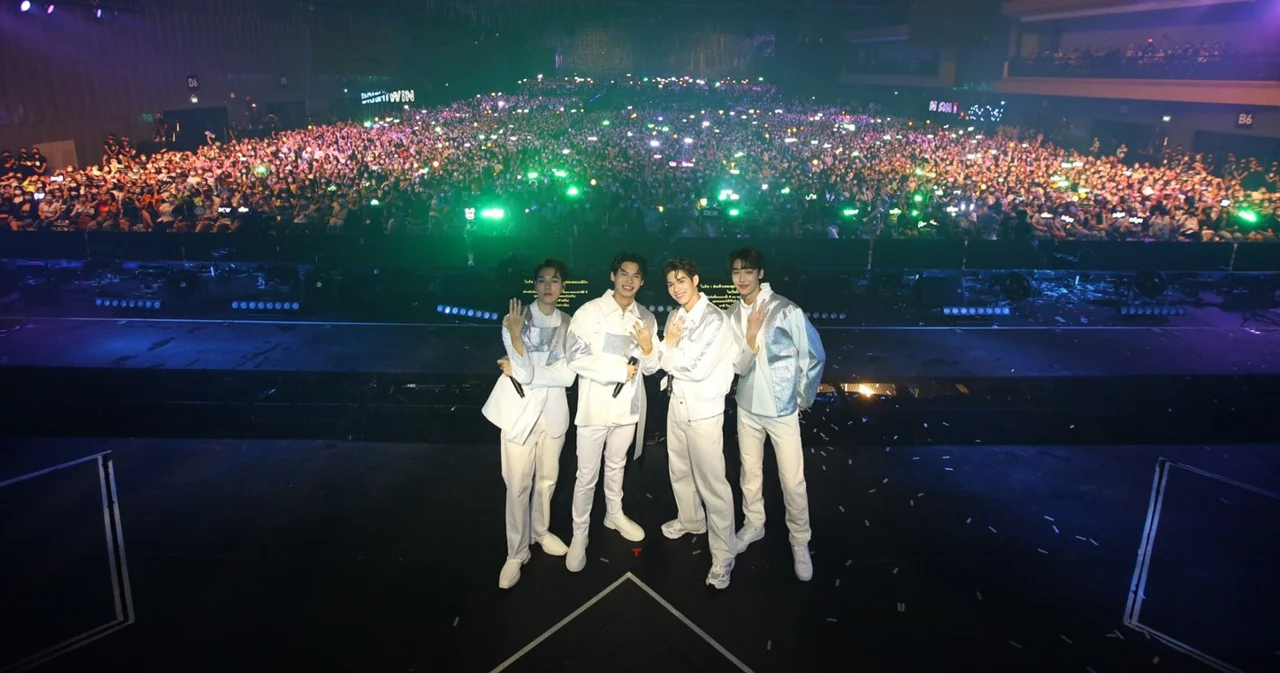 บรรยากาศ ‘ไบร์ท-วิน-ดิว-นานิ’ ฟลูฟิลทุกโมเมนต์ใน “SHOOTING STAR CONCERT”   