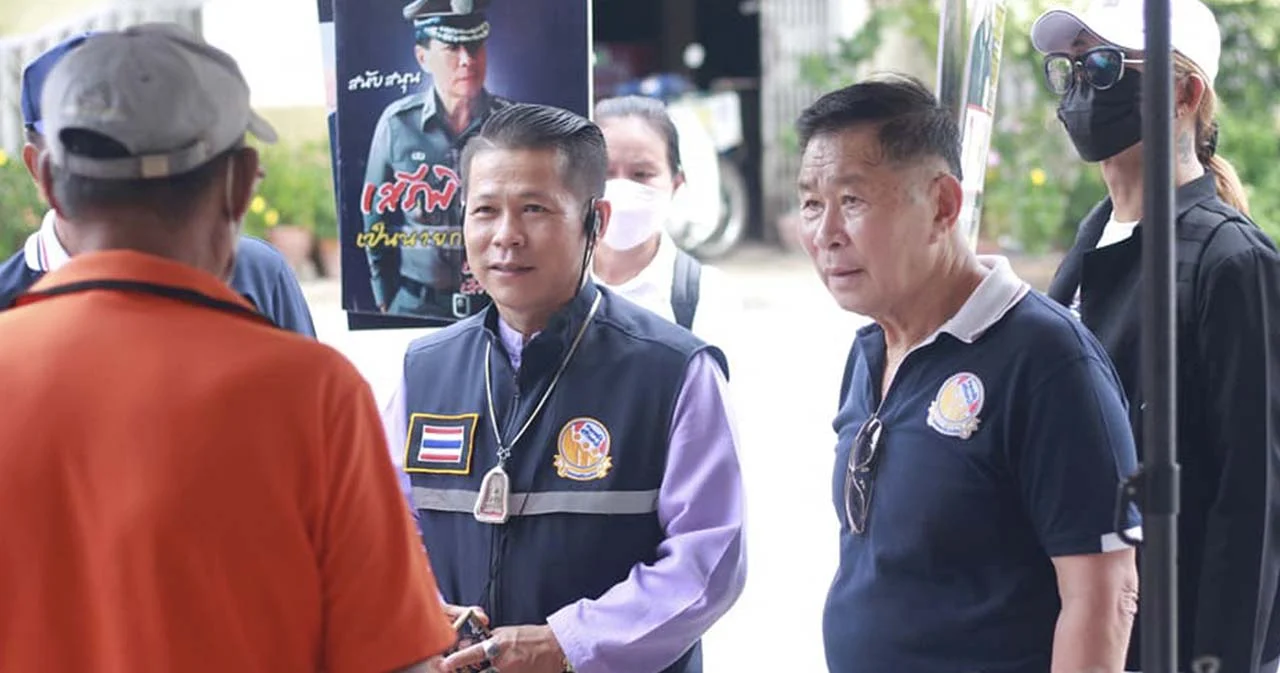 กกต.รับรอง ‘เดชทวี ศรีวิชัย’  เป็น ส.ส.ลำปาง ขณะที่ ‘อนุสิษฐ คุณากร’ รายงานตัวเป็น ส.ว.