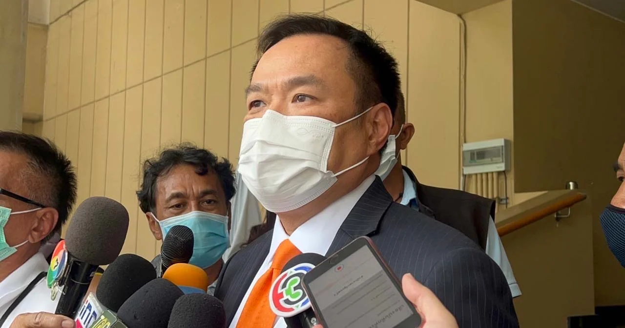 ‘อนุทิน’ เสนอ ศบค. ลดระดับโควิด-19 เป็นโรคติดต่อเฝ้าระวัง