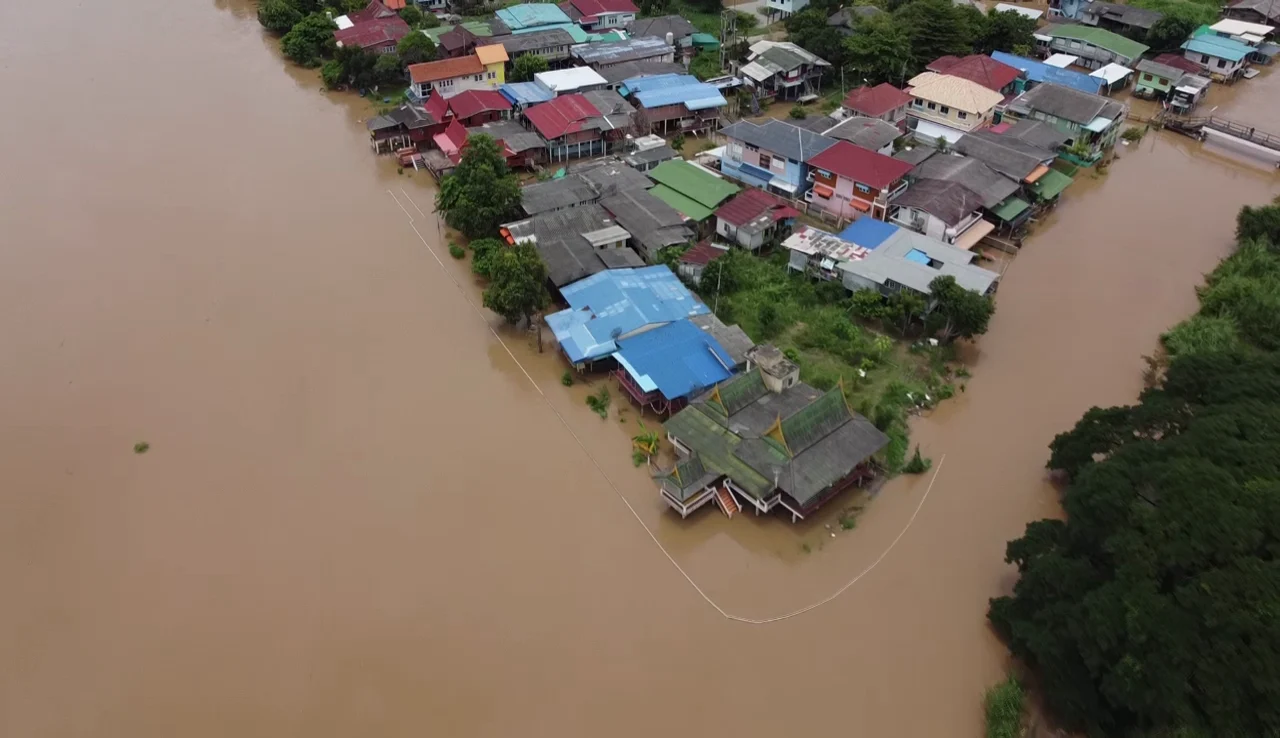 พายุหมาอ๊อน อ่อนกำลังลงเป็นดีเปรสชั่นแล้ว แต่ไทยได้รับผลกระทบน้ำท่วมและป่าหลากในหลายพื้นที่