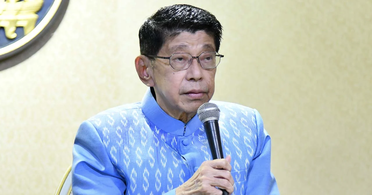 ‘วิษณุ’ สยบข่าวลือ ยังไม่มีปรับครม.-ไม่มียุบสภา เผยตอนนี้ ‘ประยุทธ์’ รับเงินเดือน รมว.กลาโหม
